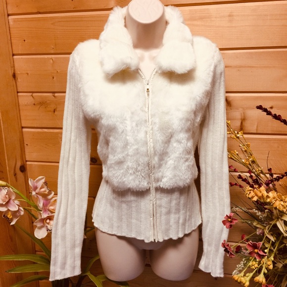 iDoll White Faux Fur Cardigan Sweater Sz S Small - Picture 1 of 5